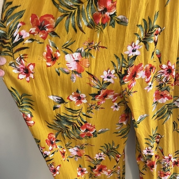 Candies Floral Tropical Boho Jumpsuit Size M - Picture 6 of 8